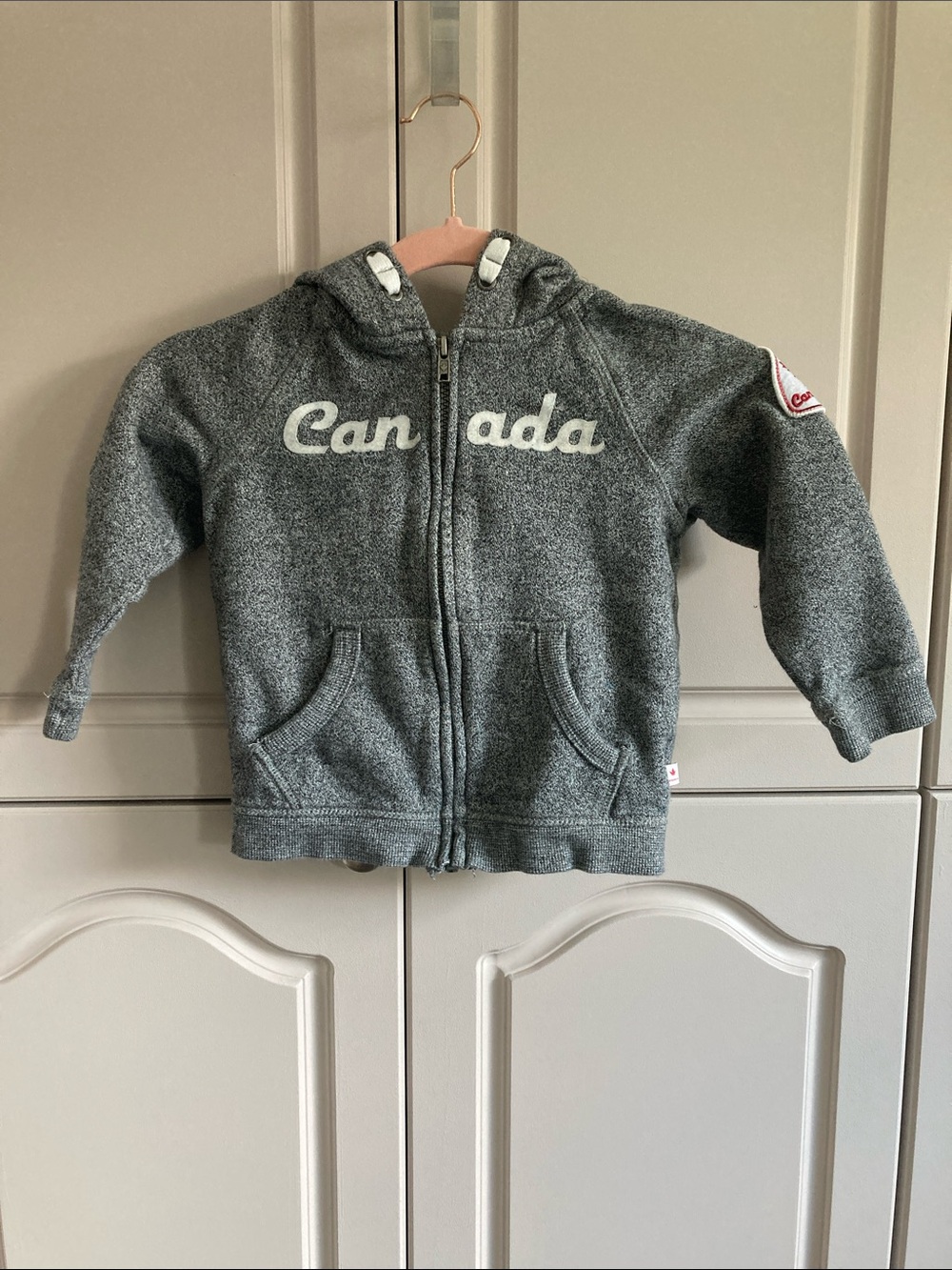 CANADIANA - Kids Unisex Hoodie Size 4T Grey